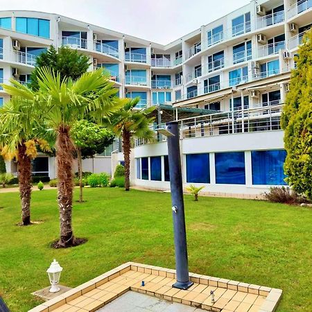 Design Studio In Atlantis Resort&Spa, Burgas Airport Екстериор снимка