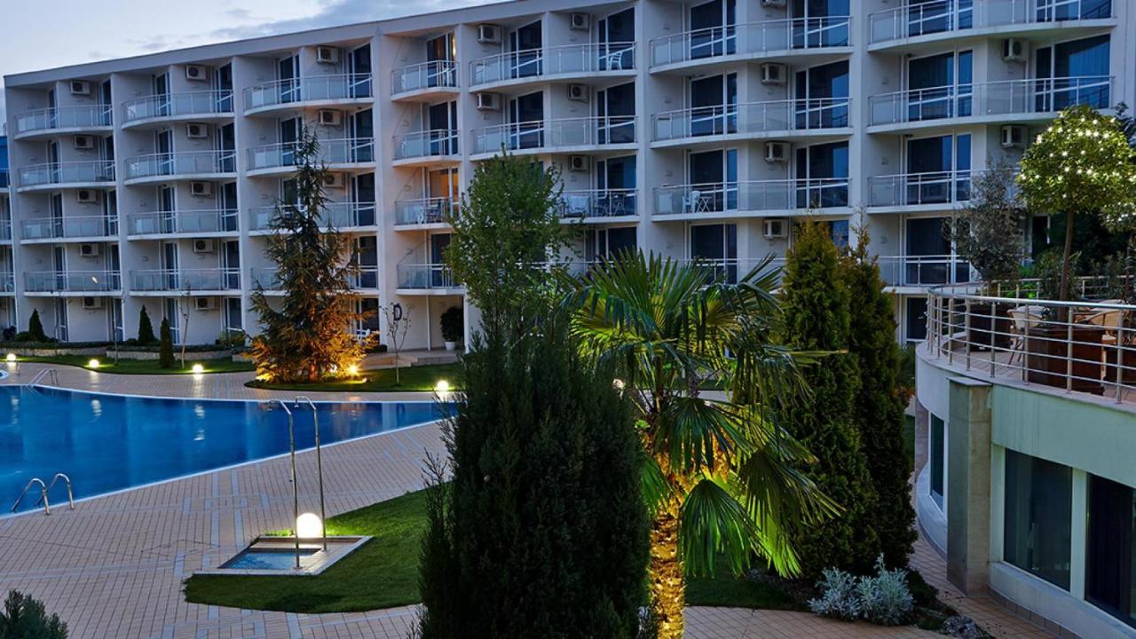 Design Studio In Atlantis Resort&Spa, Burgas Airport Екстериор снимка